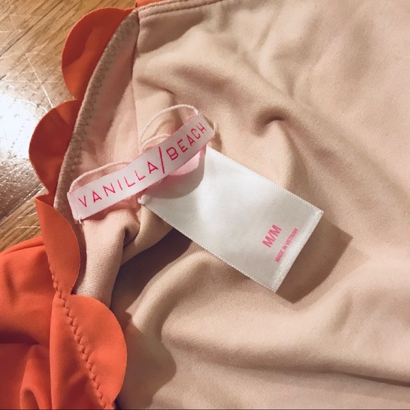 🍁 Vanilla Beach Coral V-neck Swim Suit - Picture 4 of 5